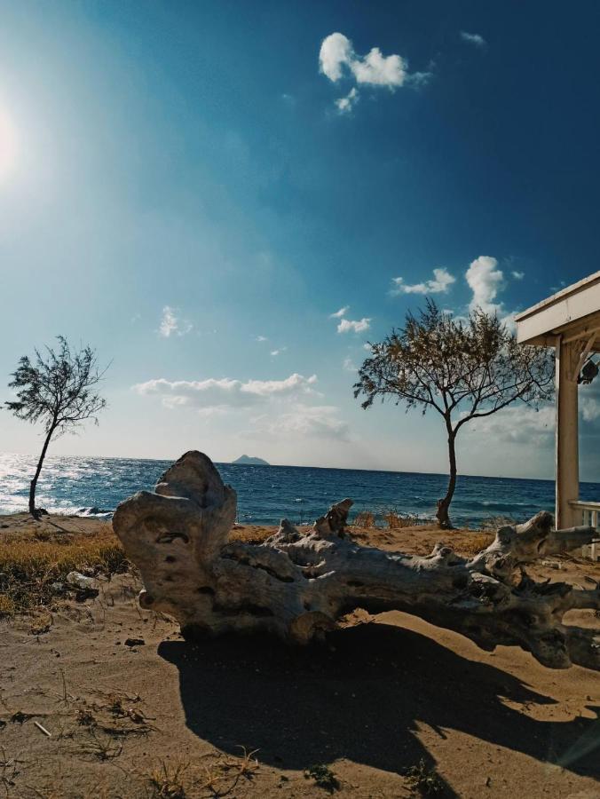 Anemi Villa Kamilári Kültér fotó