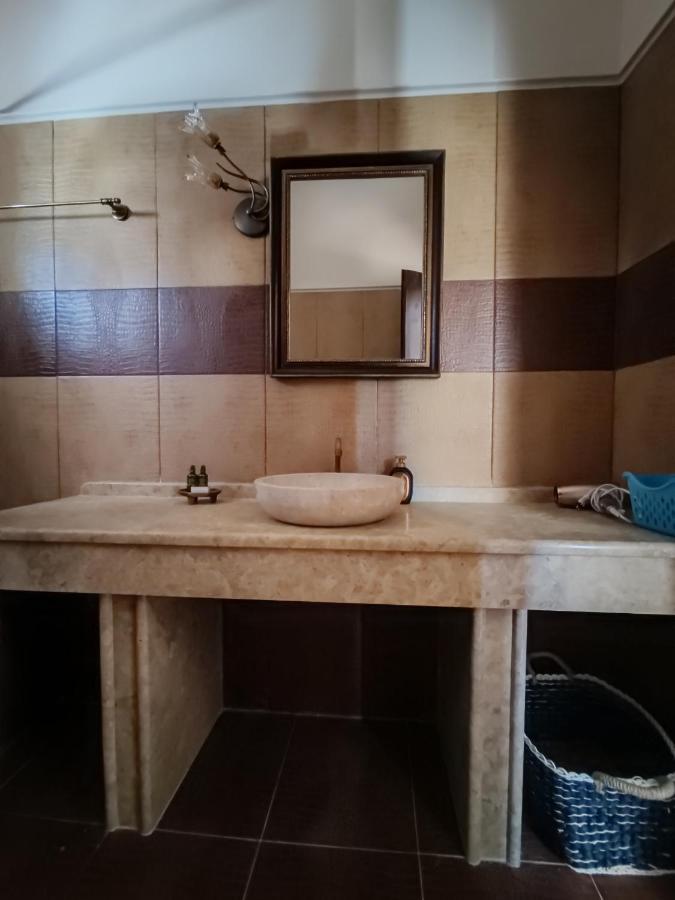 Anemi Villa Kamilári Kültér fotó